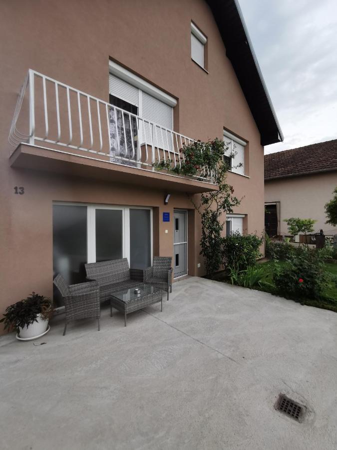 Apartman Hd Ðakovo Exterior foto